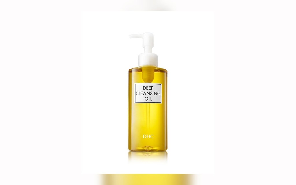 DHC Deep Cleansing Oil bottle